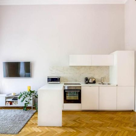 Luxury Lisbeth Apartman Budapest Exterior photo